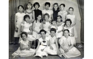1955, 2 Agosto - Las chicas de nuestra poca